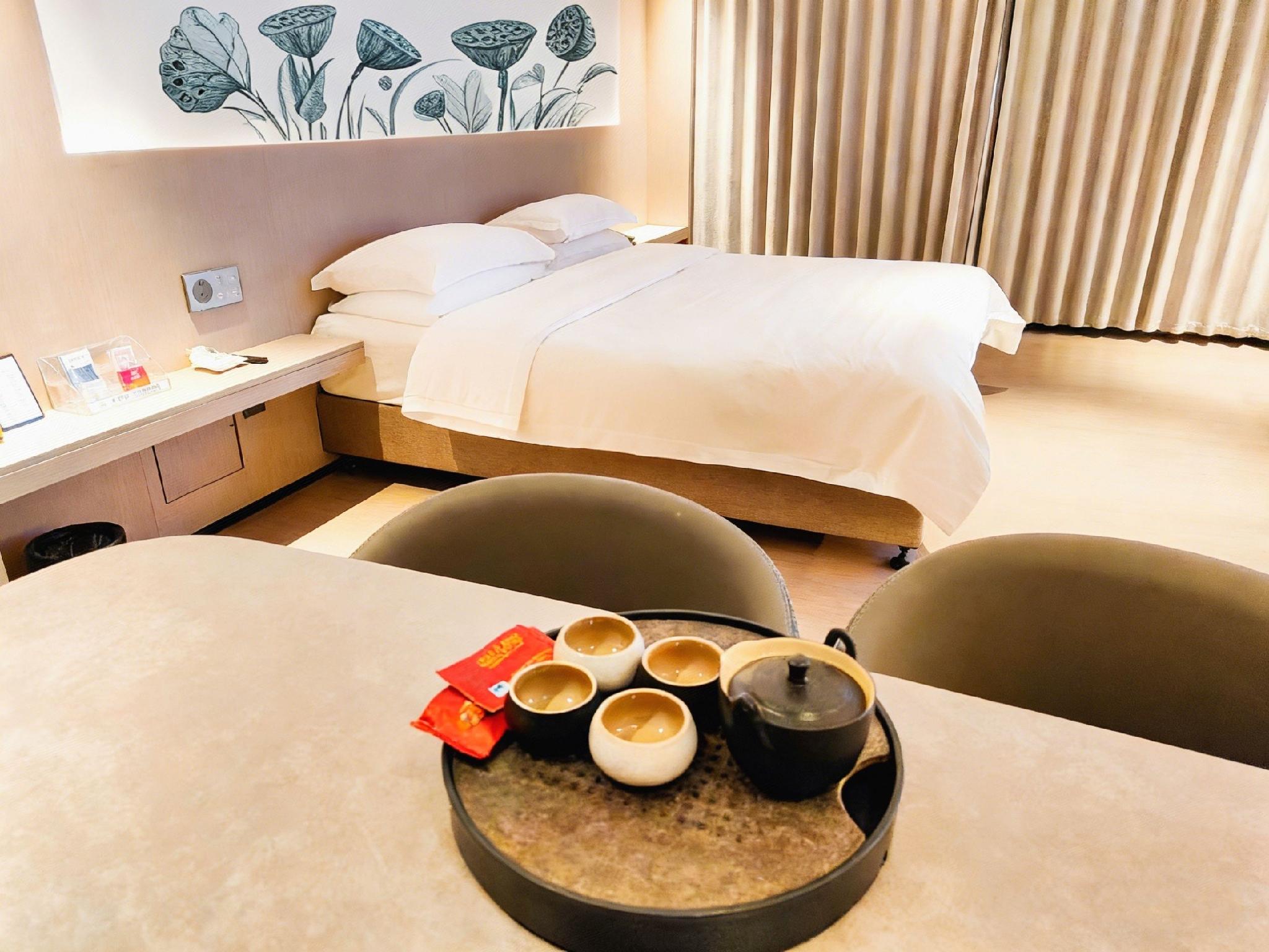 Gujing Junlai Hotel (Luhe Convention & Exhibition Center) 22/30