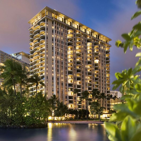 Hilton Grand Vacations Club at Hilton Hawaiian Village 2/50