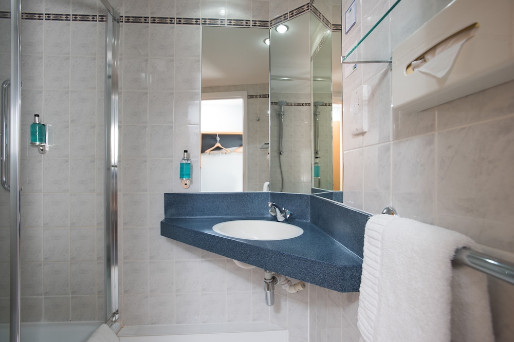 Holiday Inn Express Peterborough 13/43
