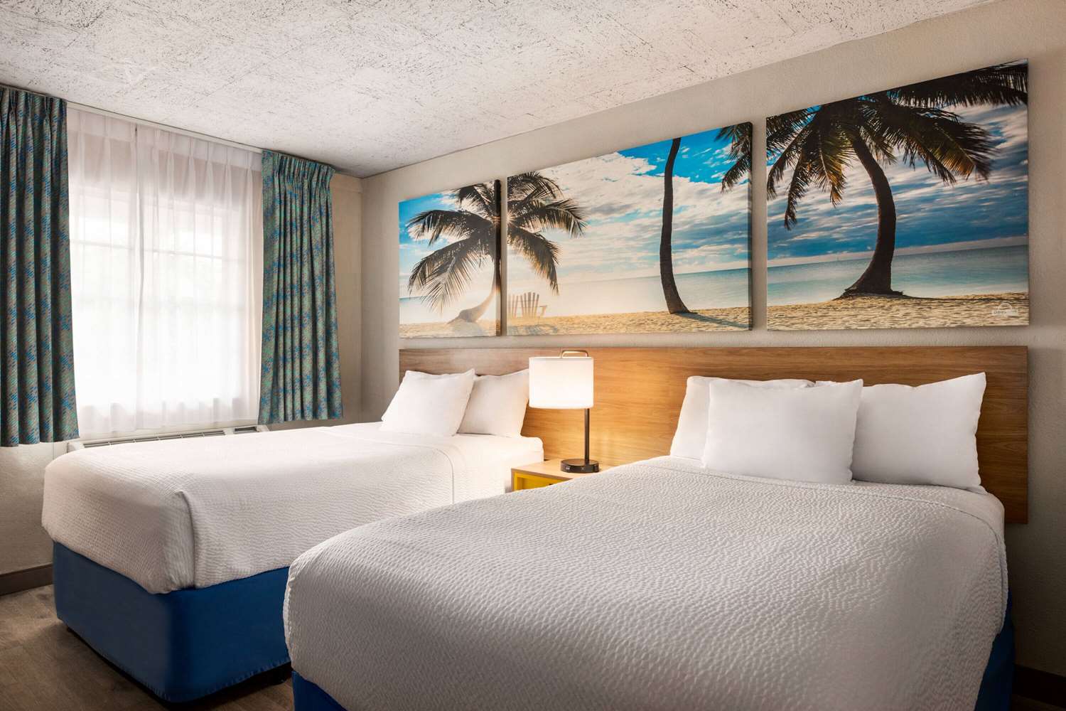 Days Inn By Wyndham Miami Airport North 8/32