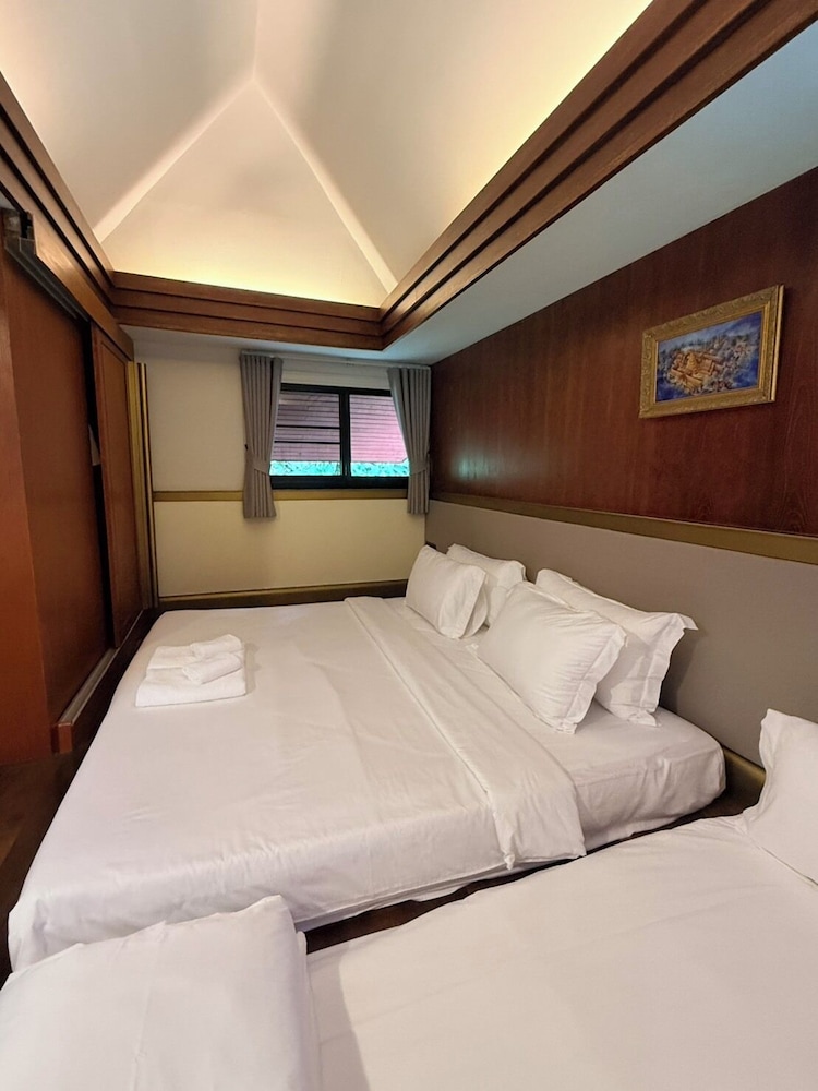 Kangsadarn Resort 19/57