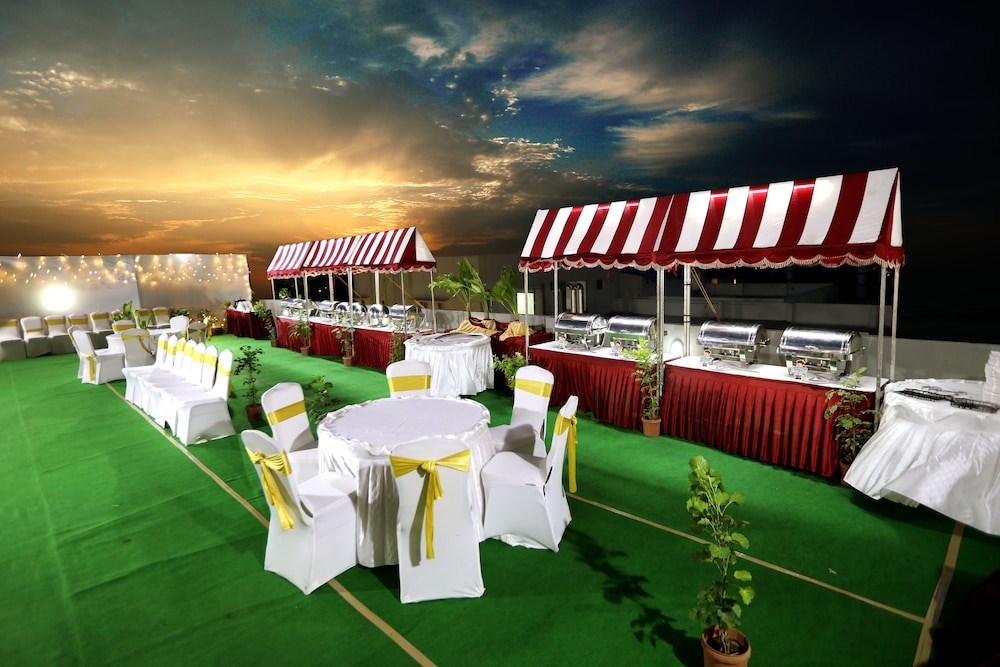 Nk Grand Park Hotel 59/60