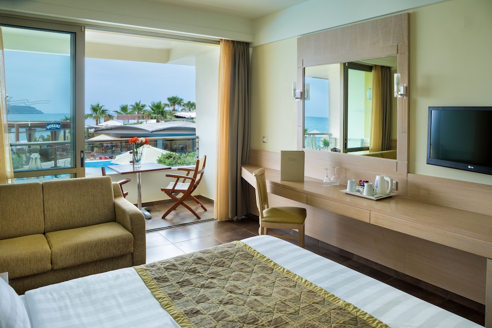 Thalassa Beach Resort - Adults Only 32/50