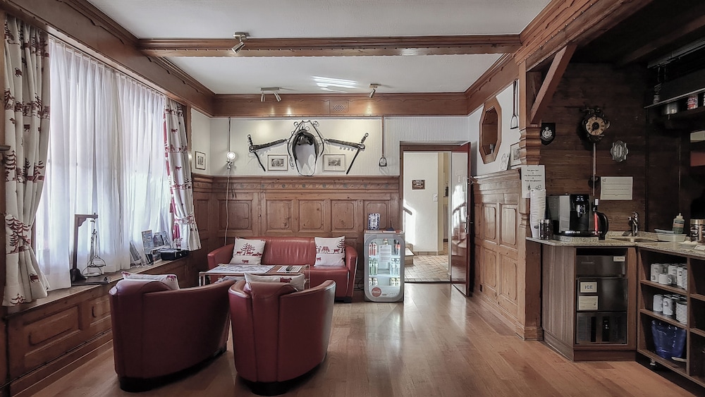 Rossli Hotel 37/64