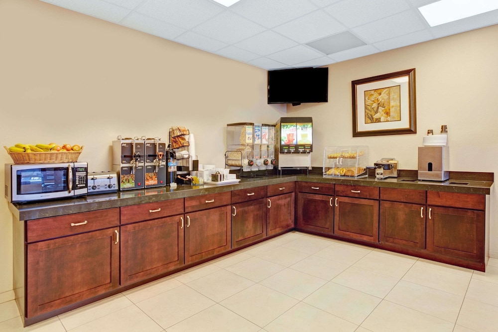 Hotel Aluxor SFO 12/46