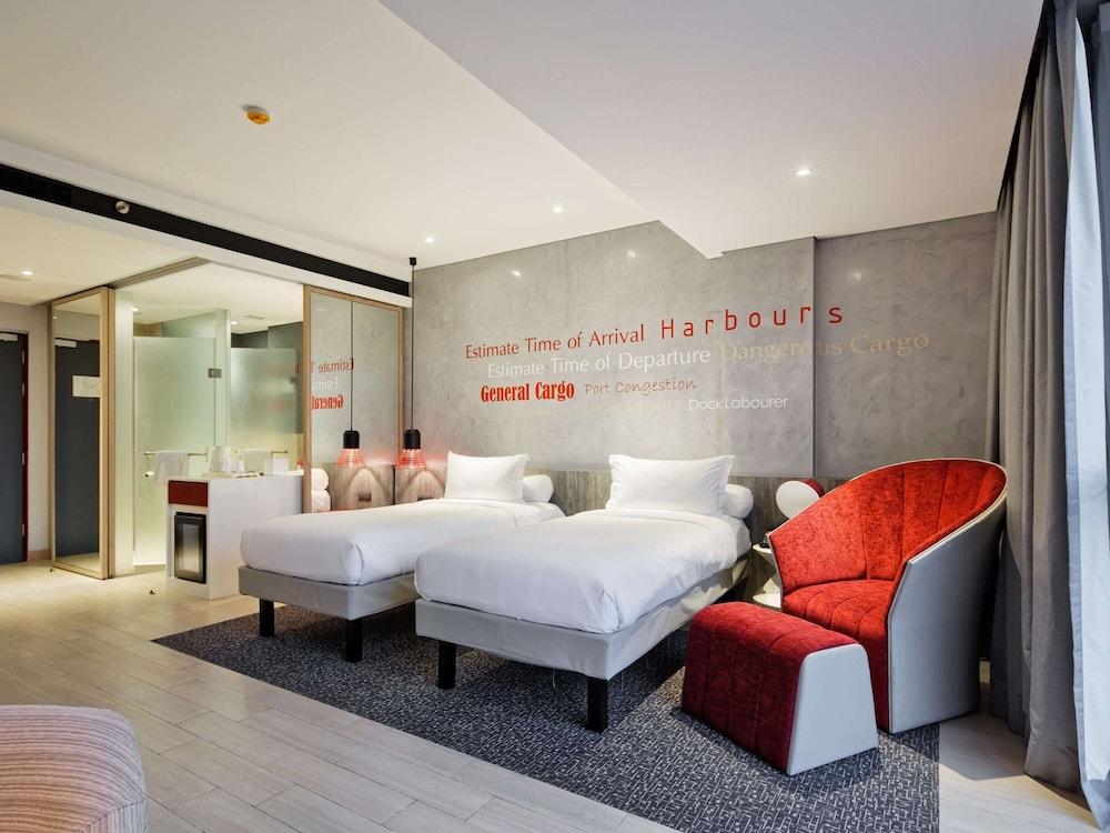 Ibis Styles Batam Nagoya 23/68