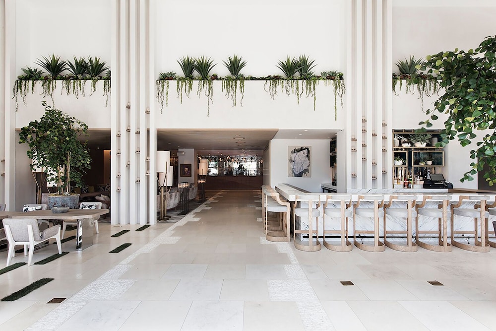 DREAM HOLLYWOOD HOTEL in LOS ANGELES - CA