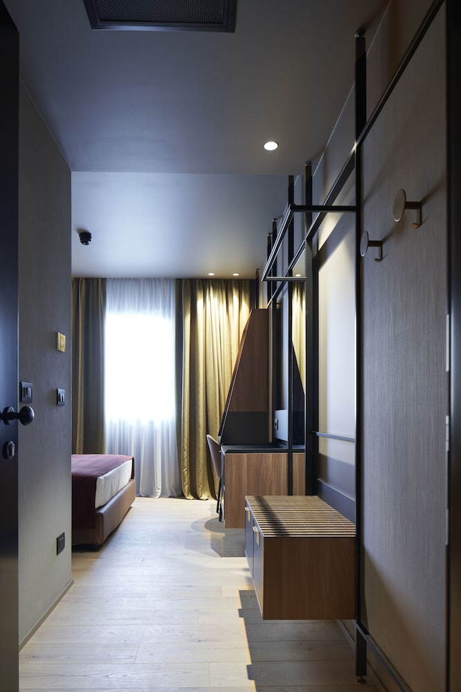 My One Hotel Executive 14/51