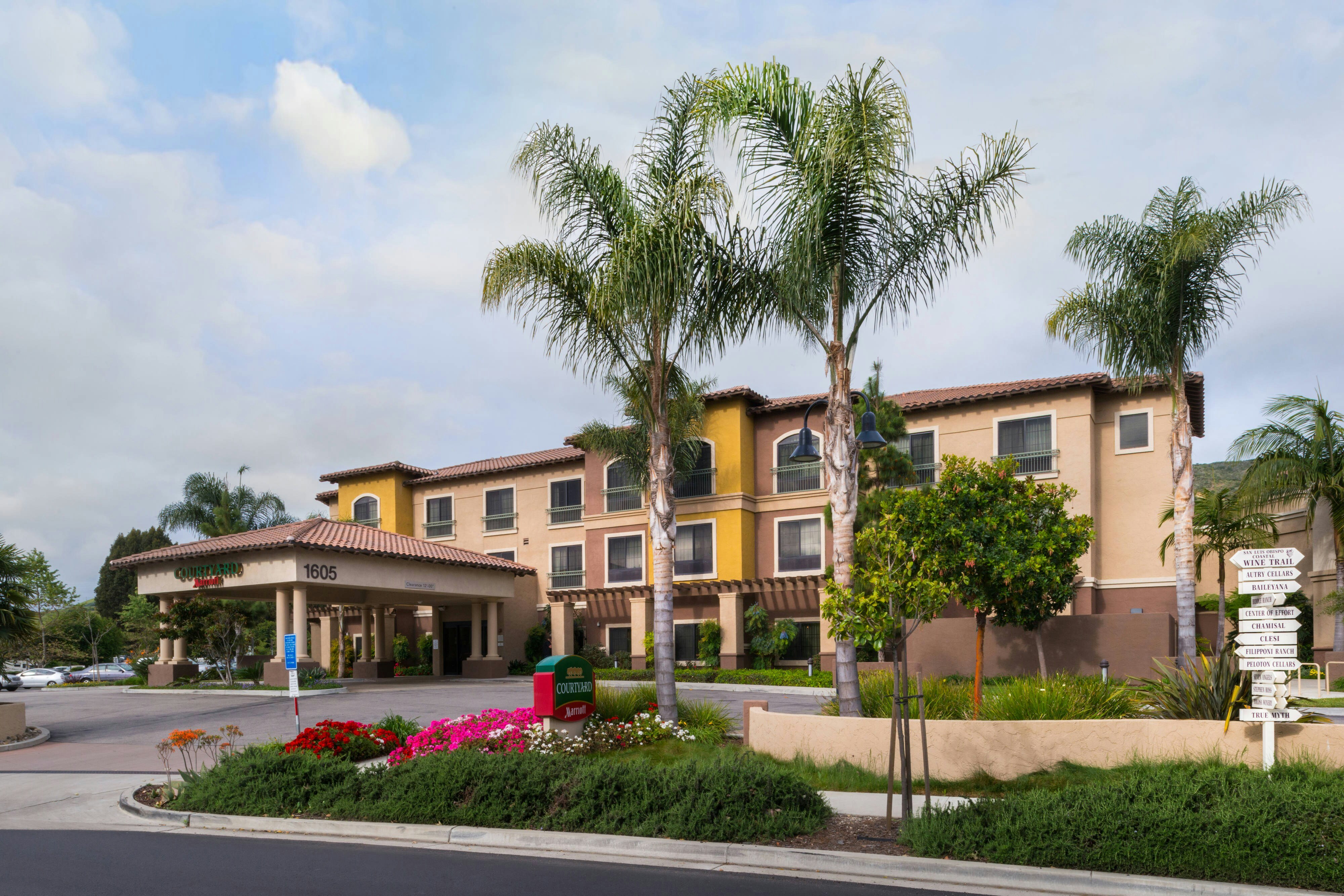 Courtyard By Marriott San Luis Obispo 2/25
