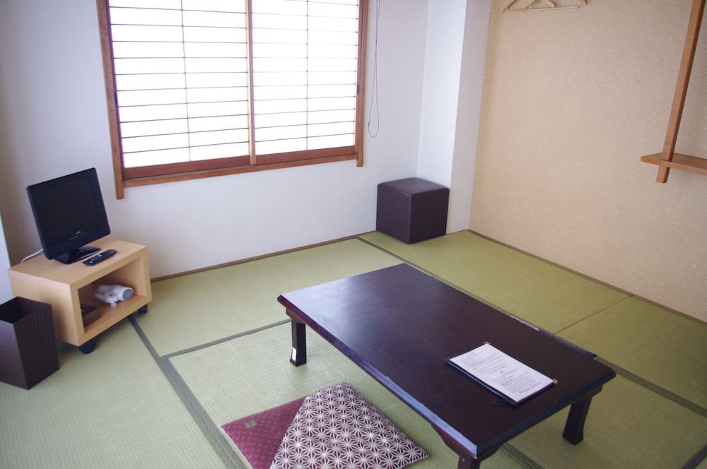 K S House Mt Fuji 54/68