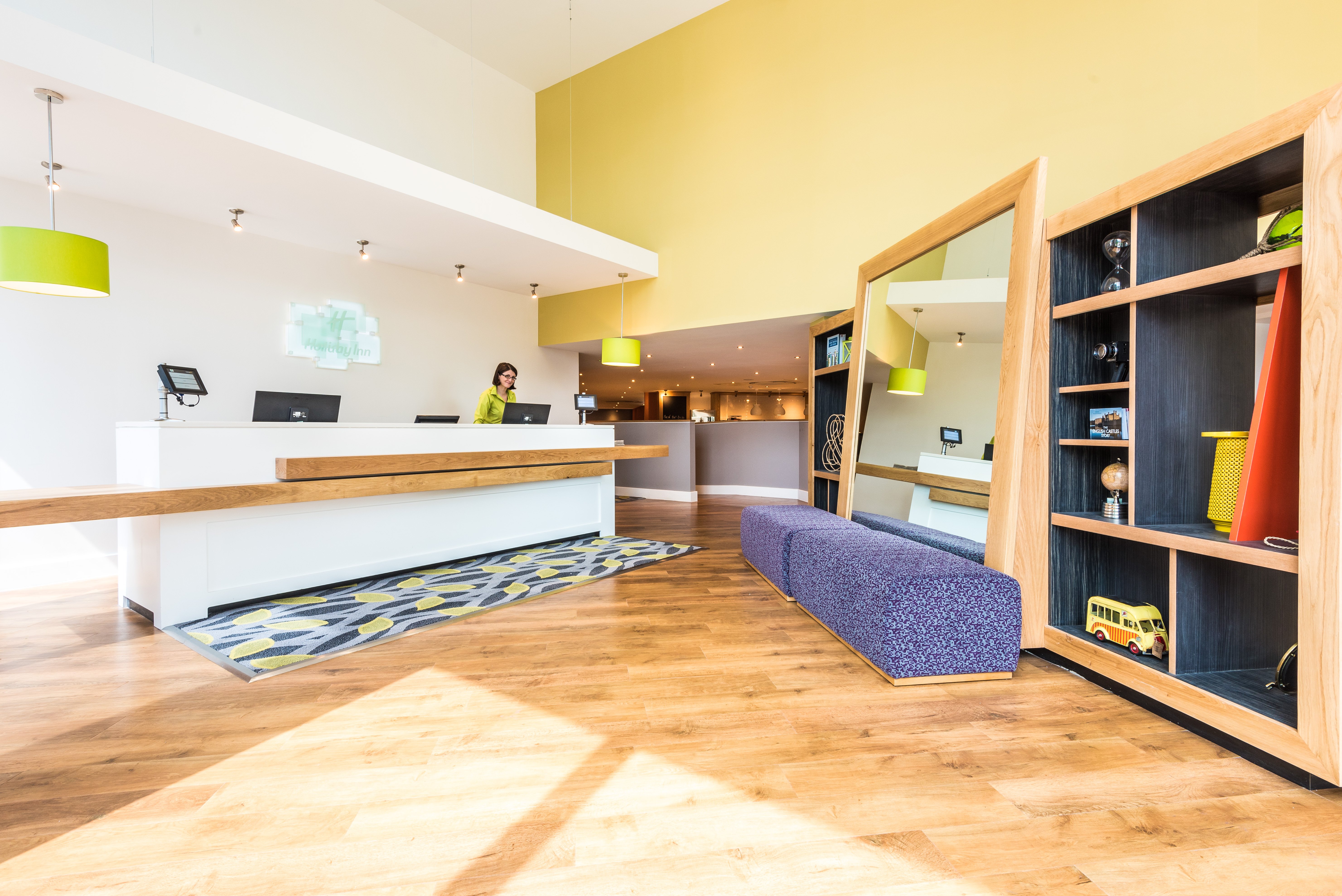 Holiday Inn Lancaster 15/75