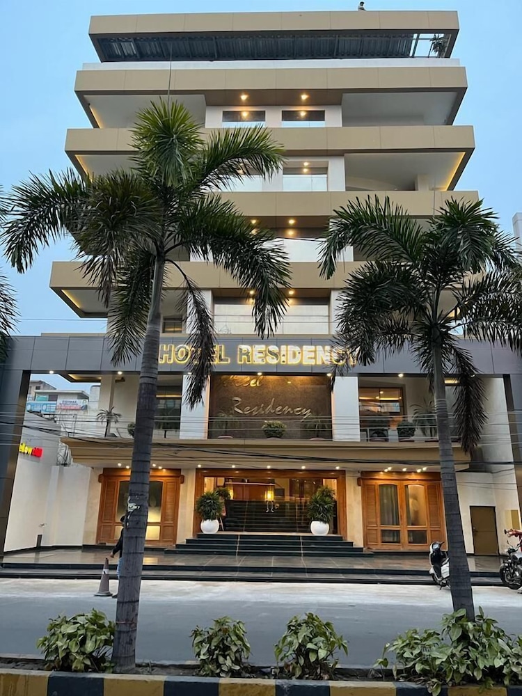HOTEL RESIDENCY 1/47