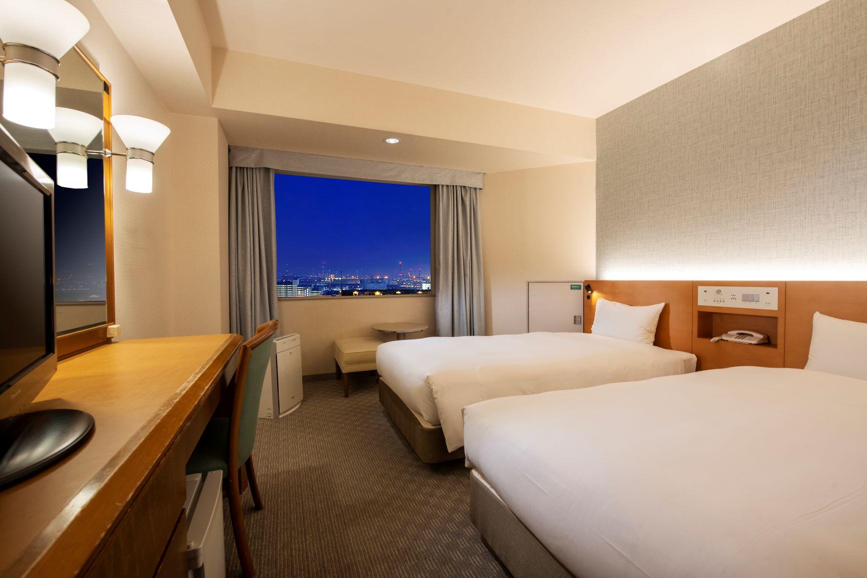 Casual, Twin Beds