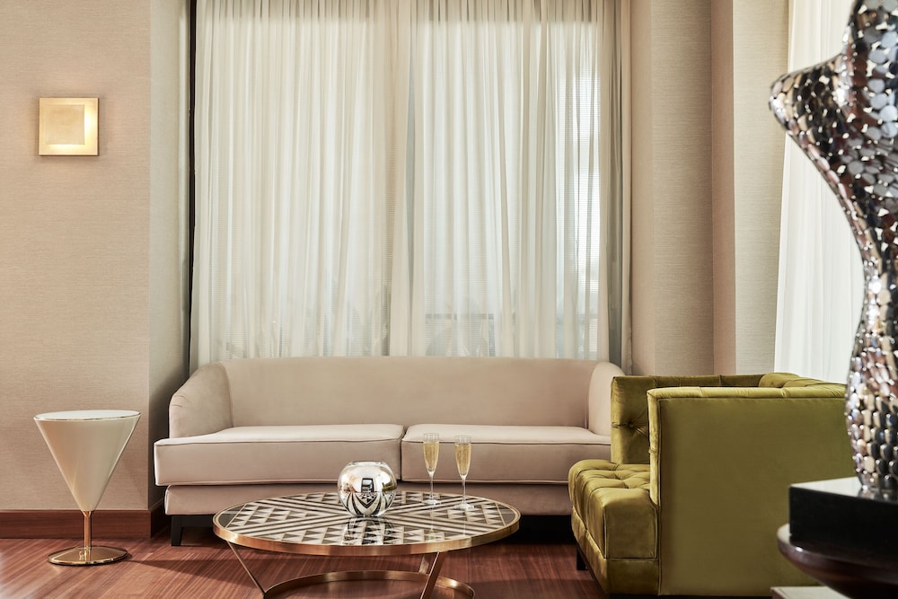 Bellevue On The Beach Suites 23/31
