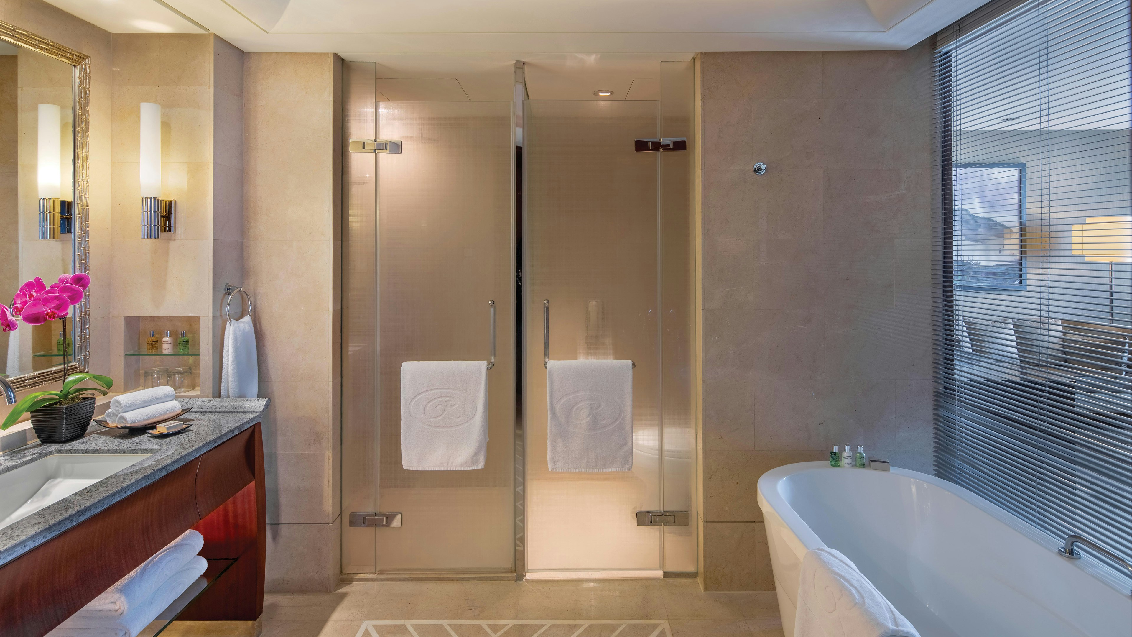 Regent, Club, Twin Beds, High Floor