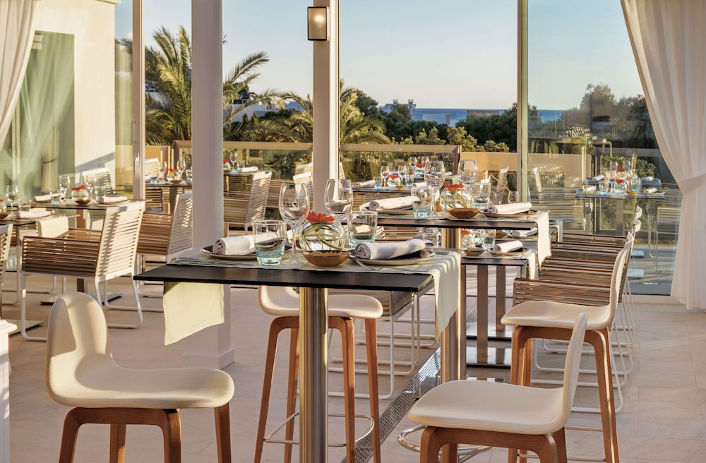 THE CAMP DE MAR Hotel & Resort 33/50