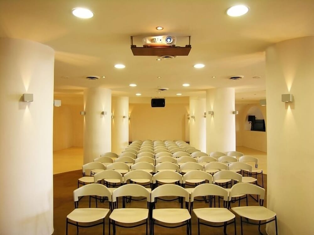 Hotel Carasco 62/71