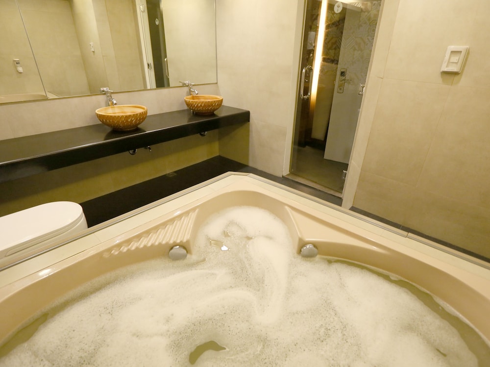 Hotel Ava Malate, Manila 63/63