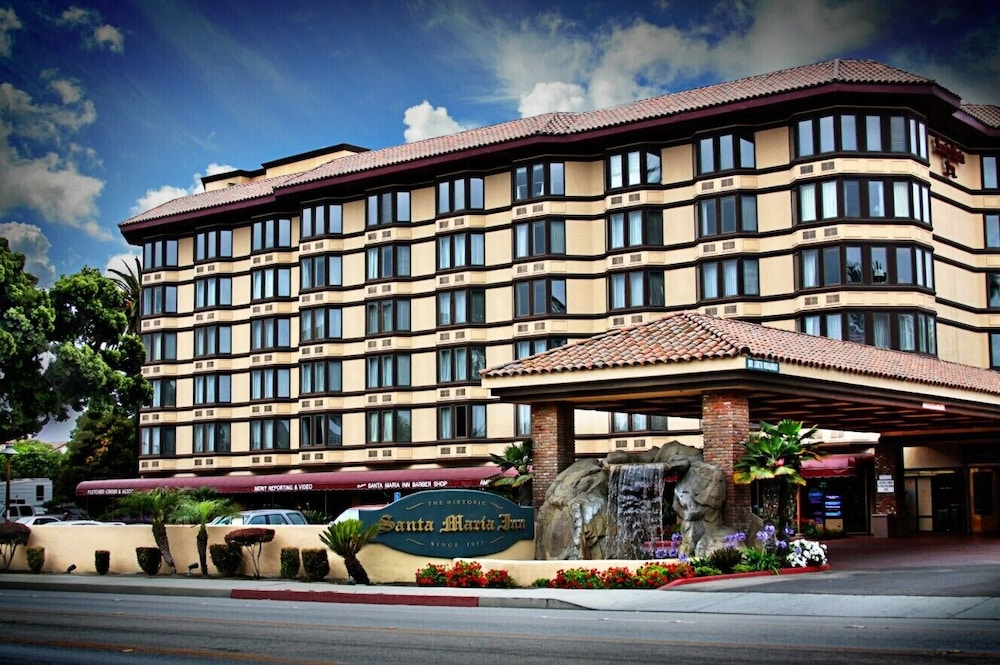 HISTORIC SANTA MARIA INN 2/67