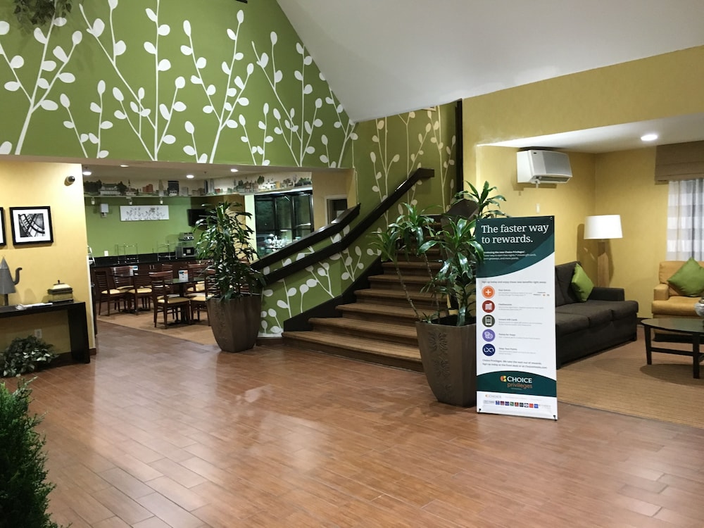Sleep Inn Hanes Mall 20/38