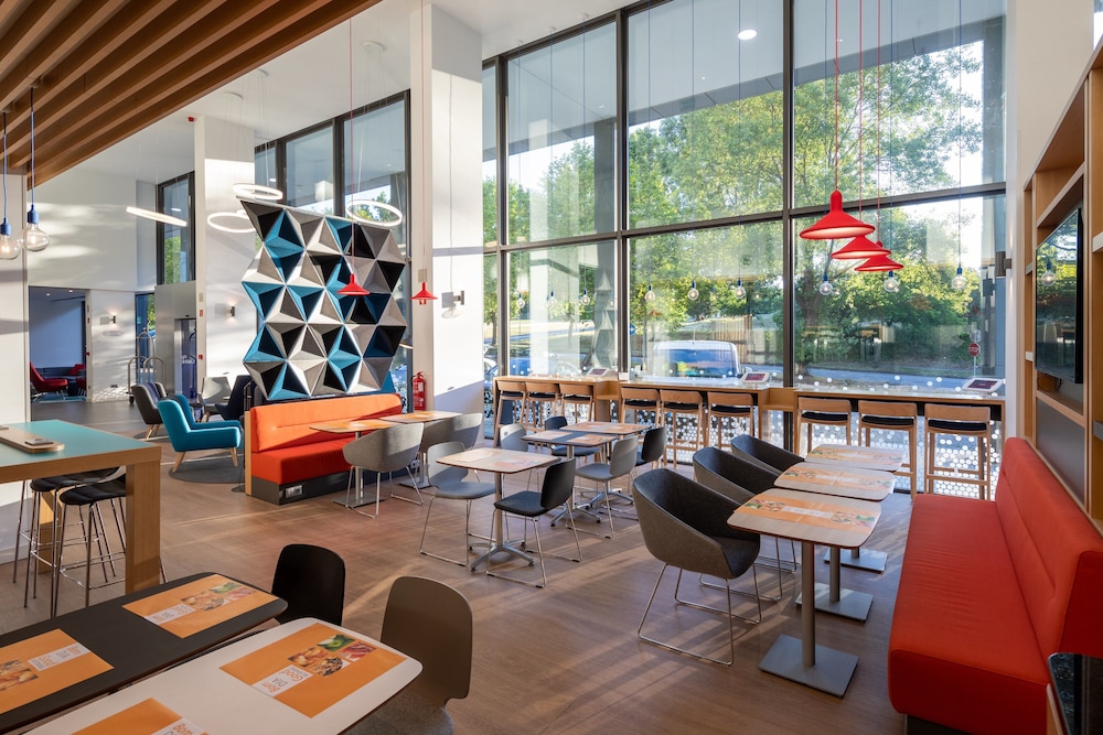 restaurant-cafeteria