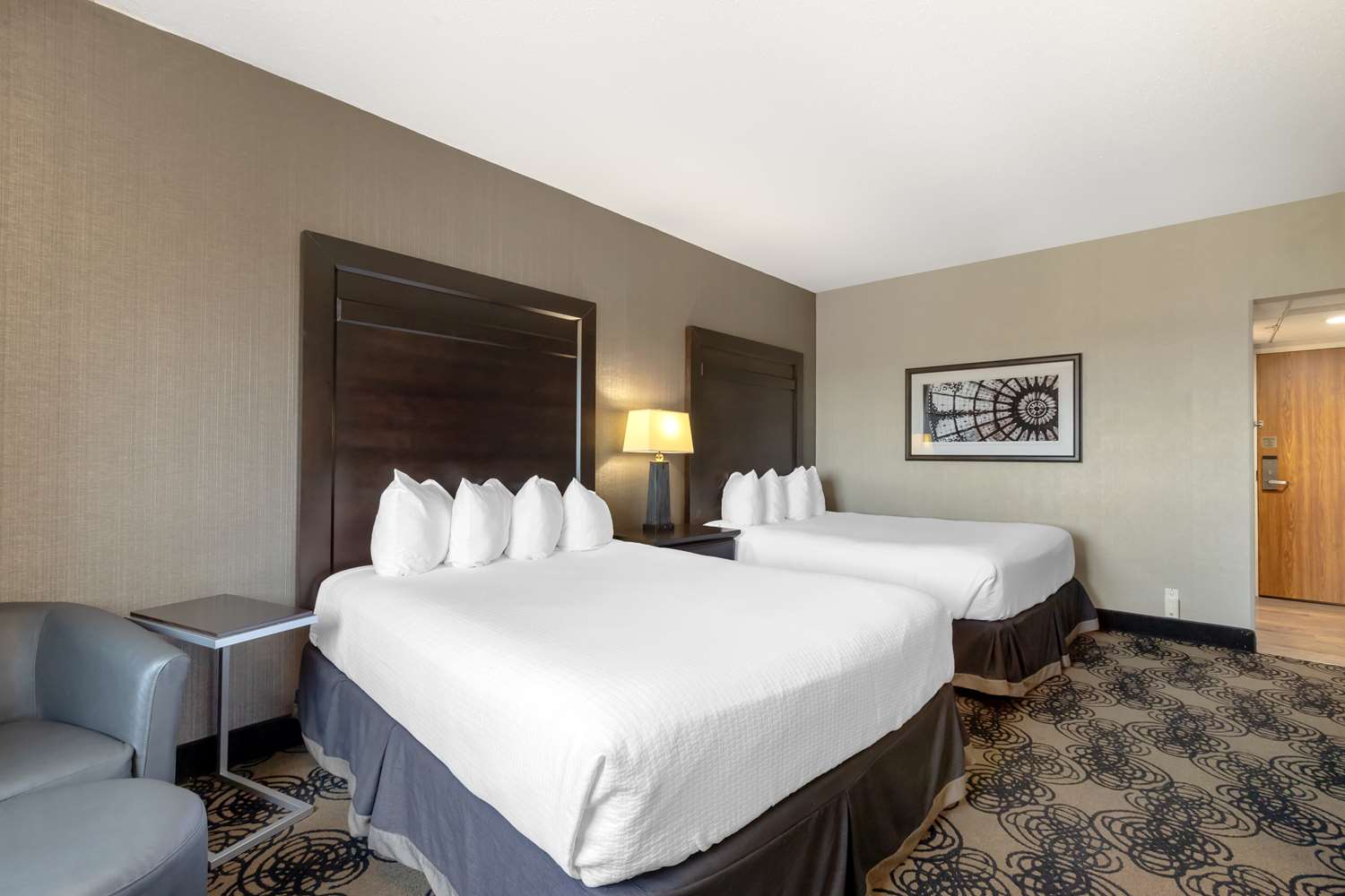غرفة بسريرين كوين، Best Western Plus Midwest Inn 3/4