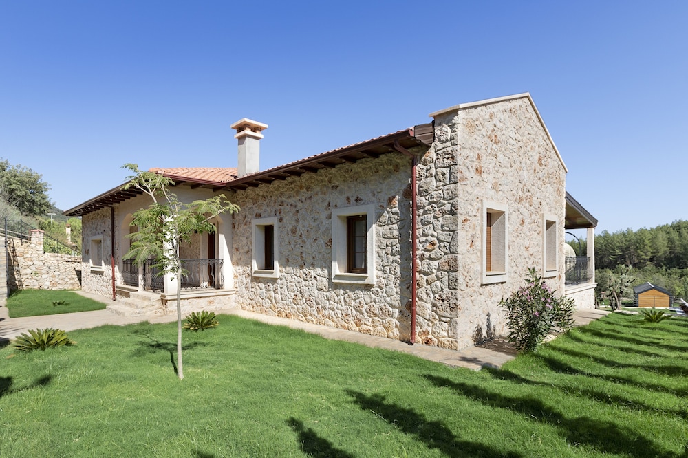 Kairos Hotel 31/43