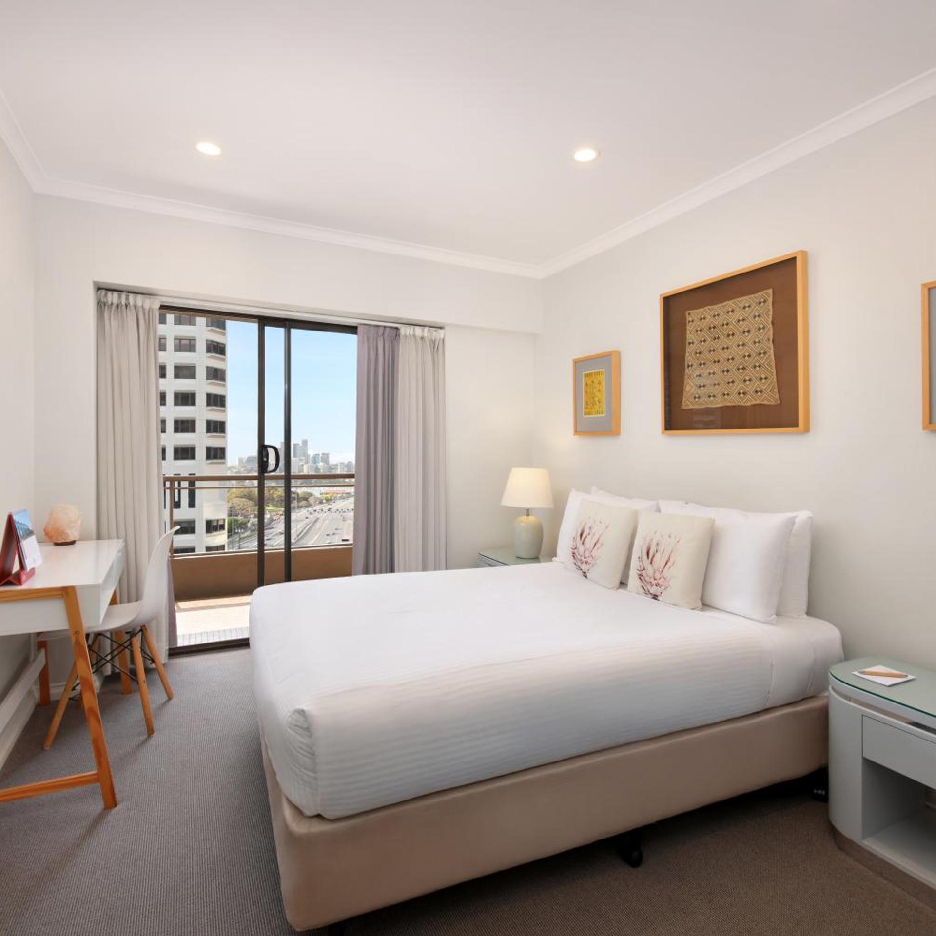 3 Bedrooms, Swiss Super, Suite
