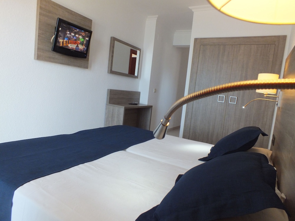 Risech Hotel 41/64