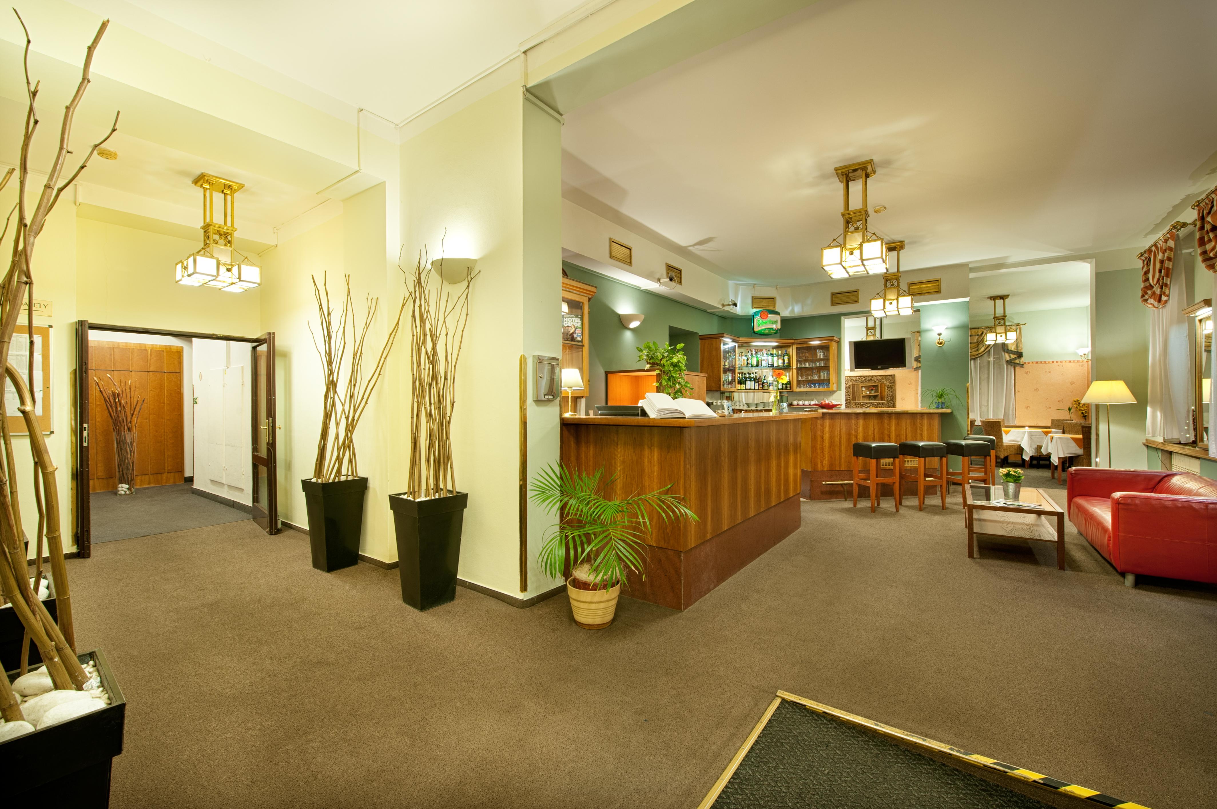 Hotel Aron 7/15