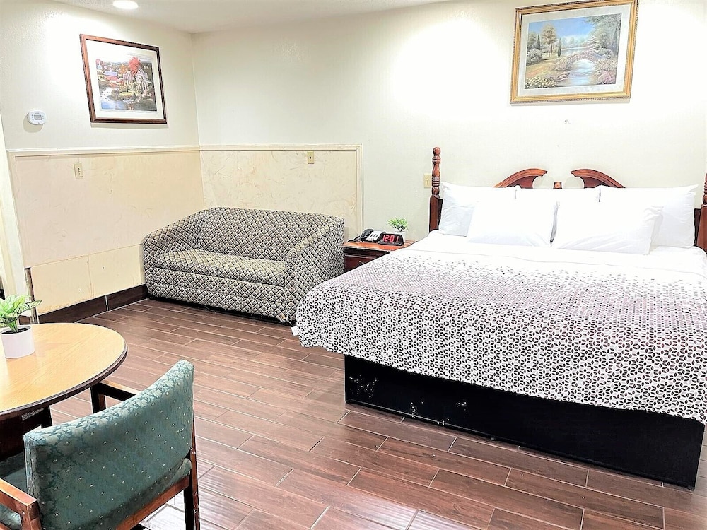 Budget Inn 31/50