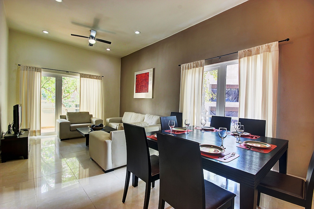 Riviera Maya Suites 39/50