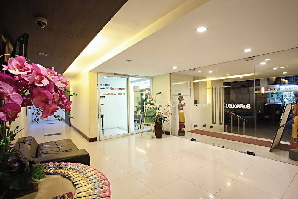 TM Land Hotel 11/33