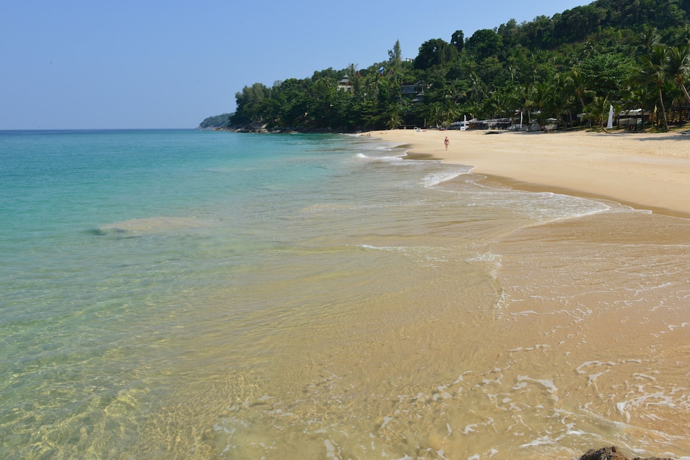 ANDAMAN WHITE BEACH RESORT 56/70