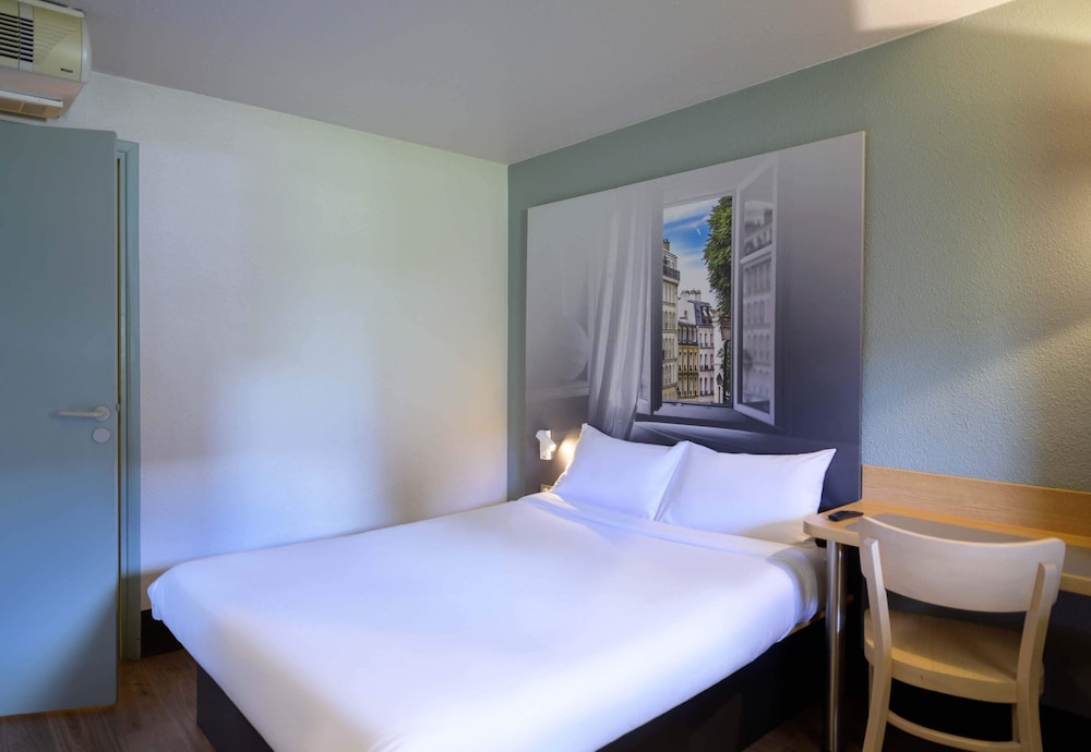 ROOM, DOUBLE BED, ACCESSIBLE