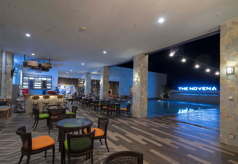 Novena Hotel by Azana 23/36