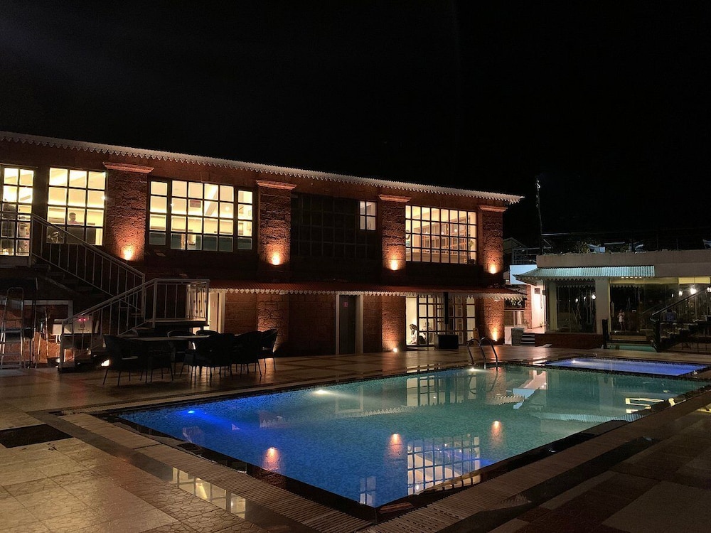 Regenta Place Green Leaf Mahabaleshwar 2/37