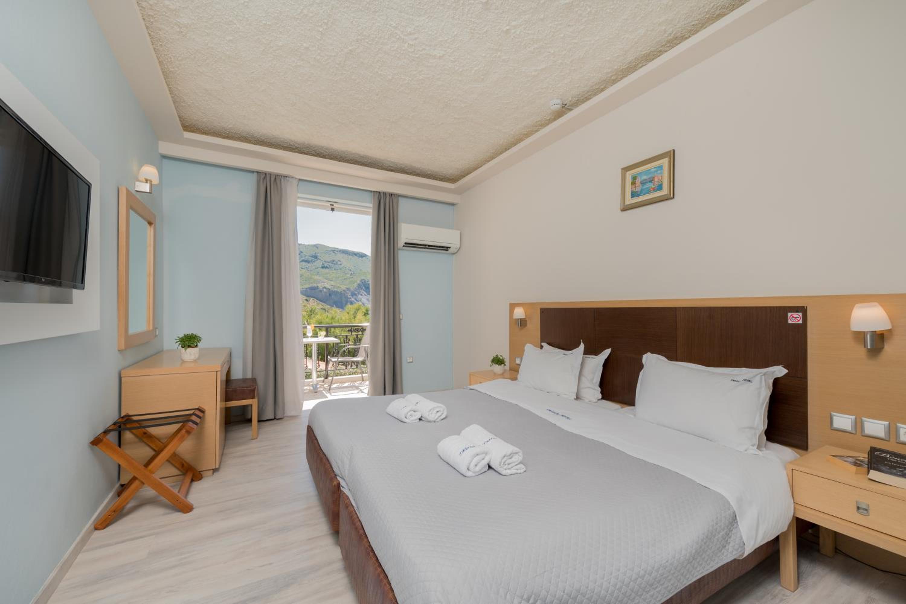 Crystal Beach Hotel 19/51