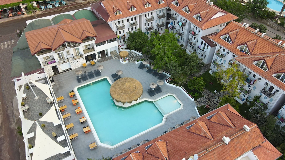 Akdeniz Beach 20/21
