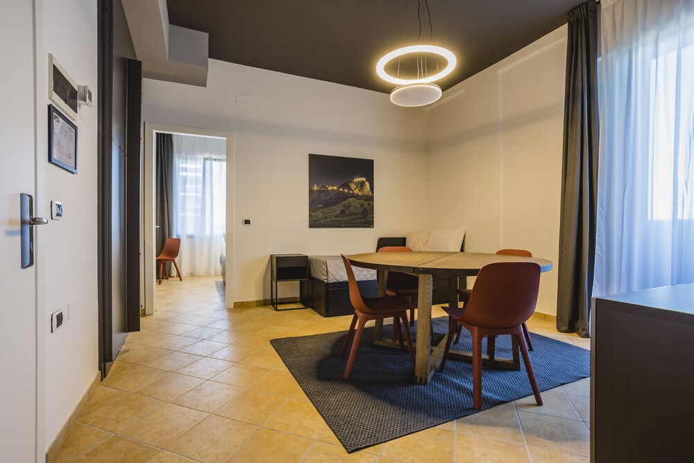 Residence 9 Line 30/50