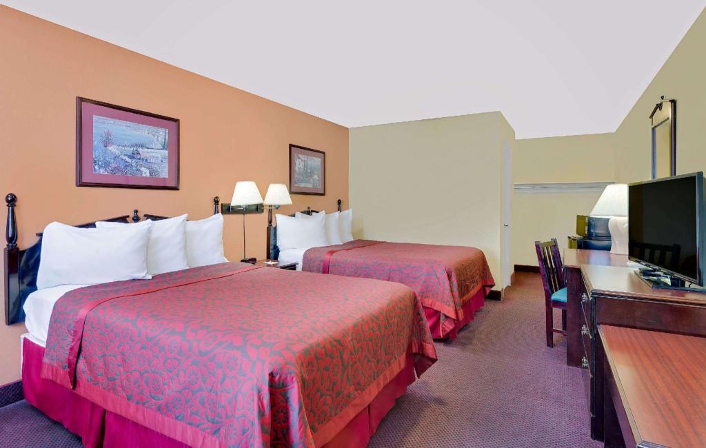 Days Inn By Wyndham Waynesboro Pa 12/18