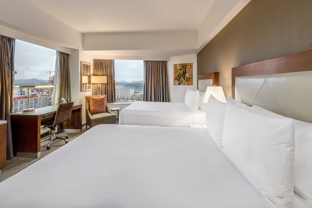 Crowne Plaza Seattle Hotel 11/80