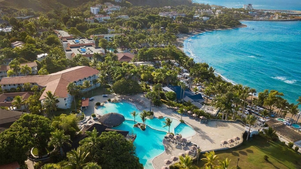 Cofresi Palm Beach and Spa Resort All Inclusive 57/66