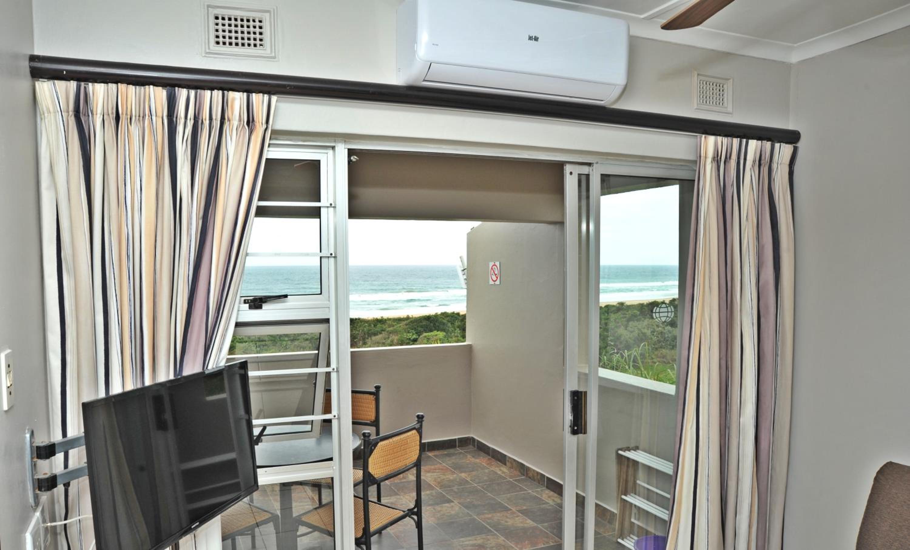 Sunrise Beach Resort 3/50