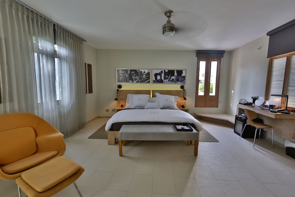 Billini Hotel 57/75