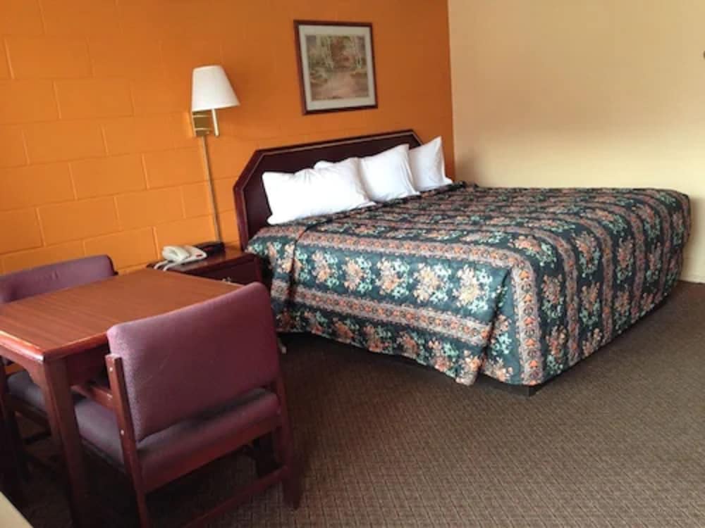 Imperial Motel 20/32