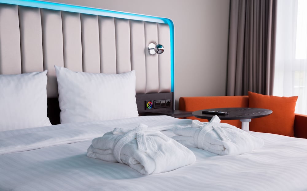 غرفة سوبيريور بسرير كينج بشرفة، PARK INN BY RADISSON RIGA VALDEMARA 7/10