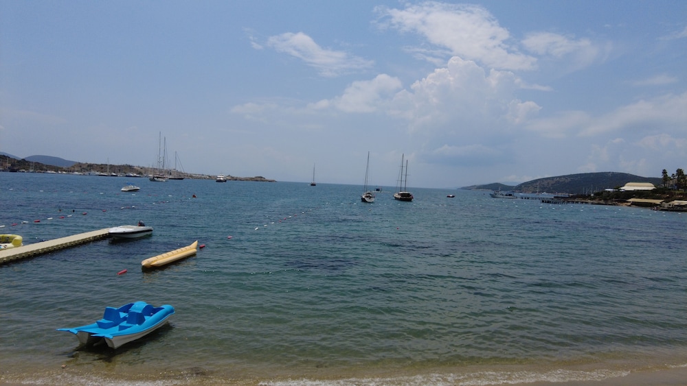 Gumbet Cove Hotel 38/50