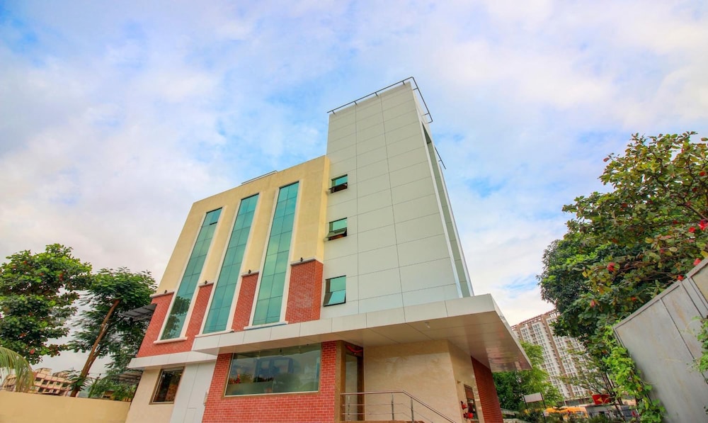 Hotel Srikrishna Paradise 1/46