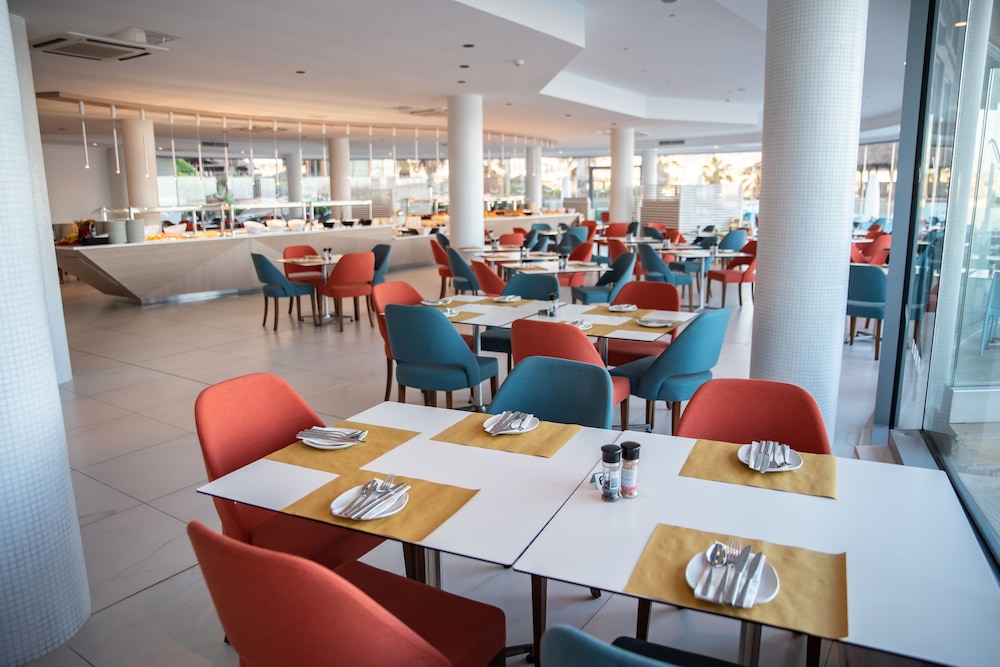 Ramla Bay Resort 56/72
